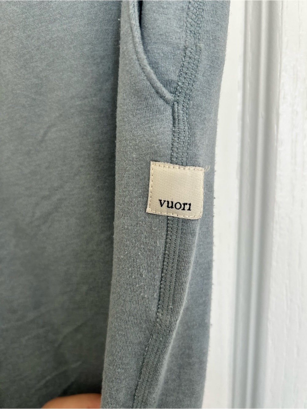 Vuori Women’s Joggers Pants - Picture 4 of 6